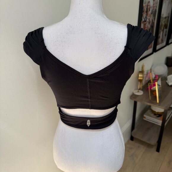 FP Movement Breathe Deeper Crop Tank - Picture 4 of 4